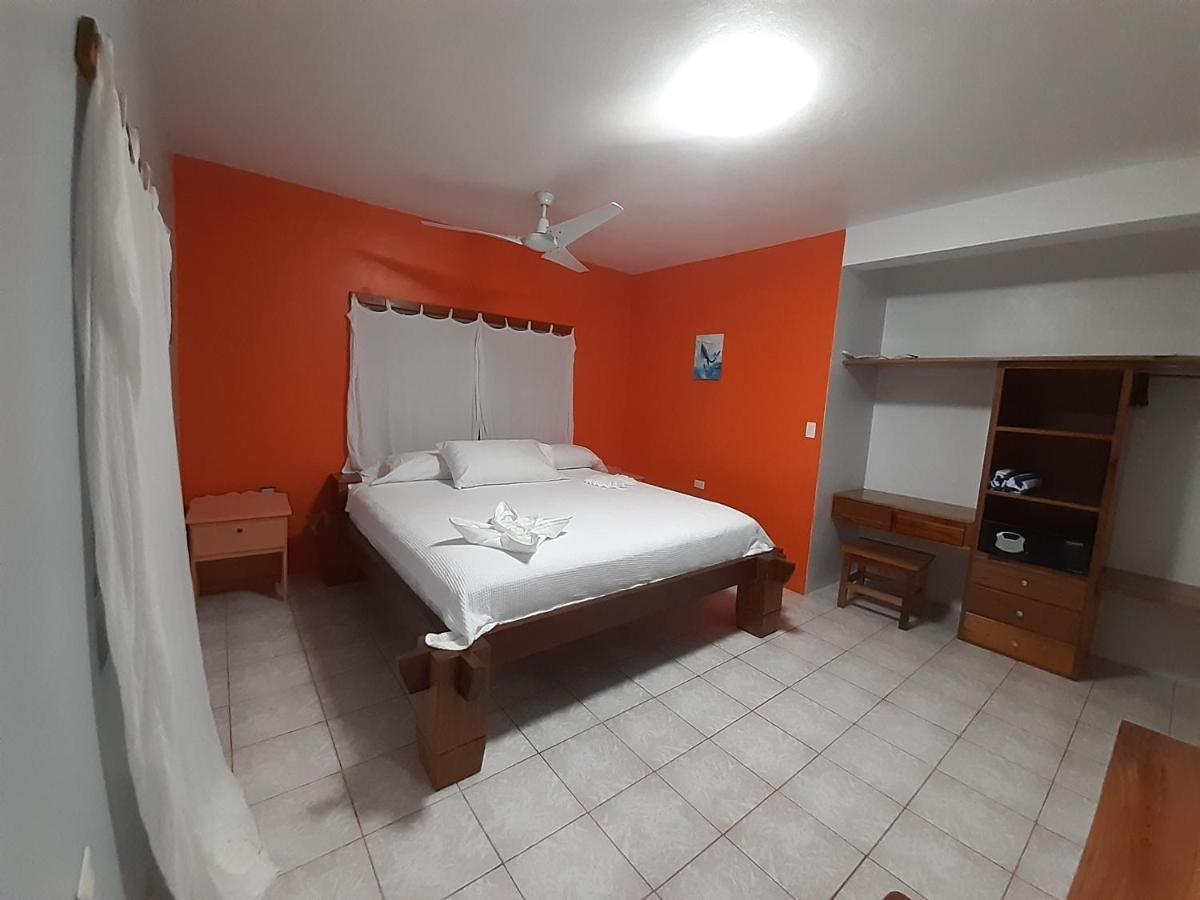 Rachel Land Caye Caulker Exterior foto